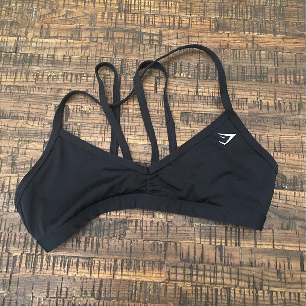 Gym shark medium sports bra